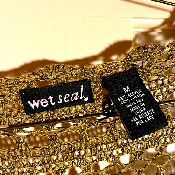 Brown Wet Seal crochet cardigan - Picture 2 of 4